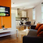 Apartment Primeee Location! - Modern *
