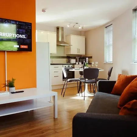 Apartment Primeee Location! - Modern *